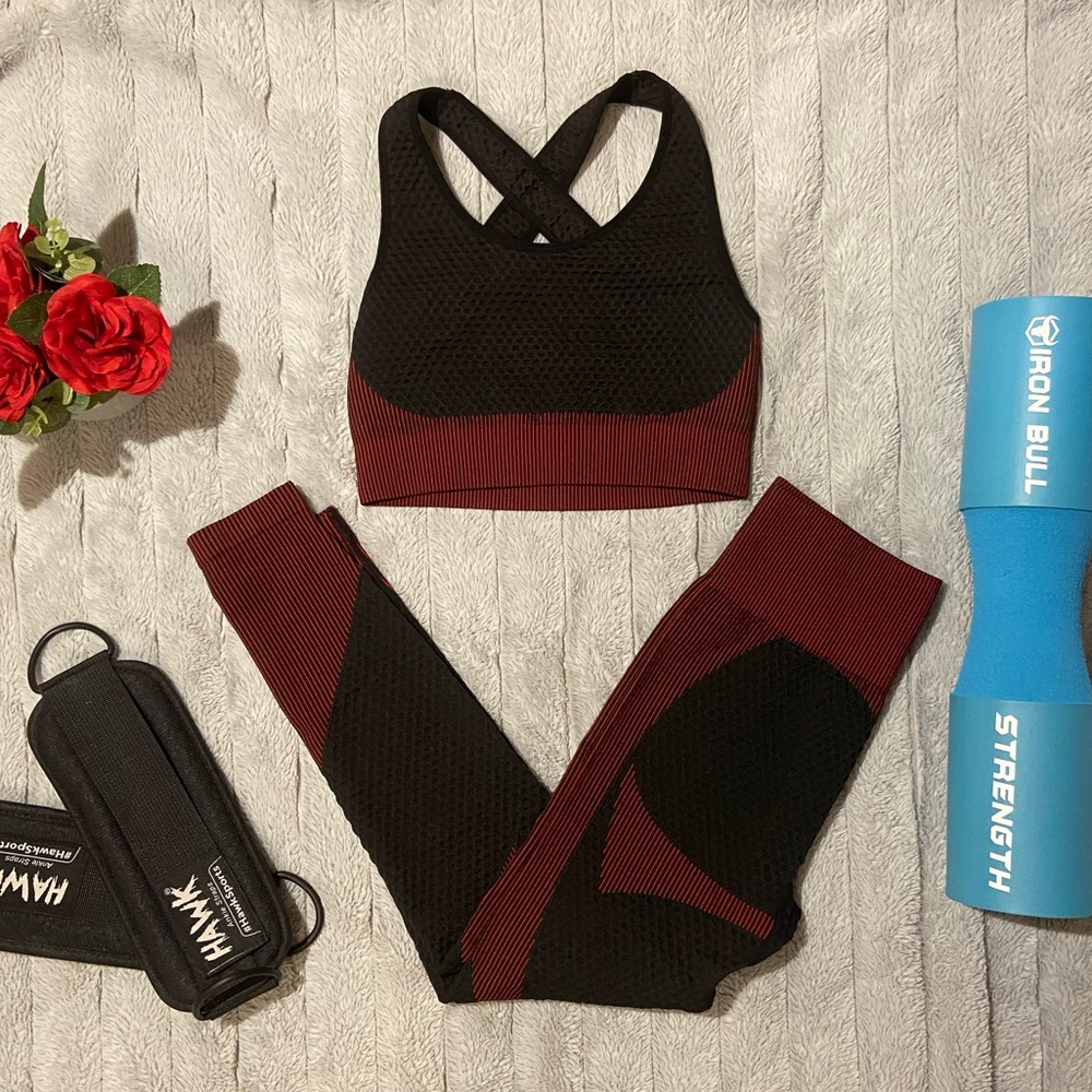 Red & Black Amazon Workout Set
